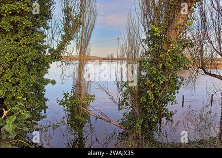 Inondation de la vallée inférieure de l'Avon à Christchurch Dorset Banque D'Images