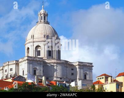 Belle église nommée Igreja de Santa Engrácia Panthéon National de Lisbonne au Portugal Banque D'Images