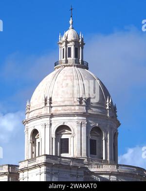 Belle église nommée Igreja de Santa Engrácia Panthéon National de Lisbonne au Portugal Banque D'Images