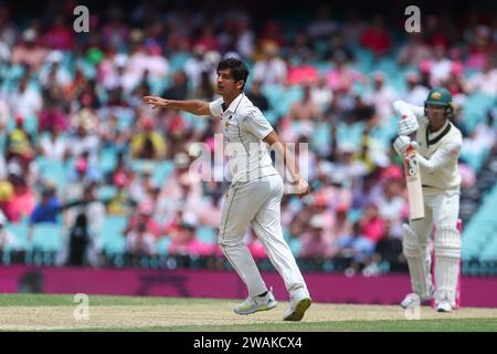 Sydney Cricket Ground, Sydney, Australie ; 5 janvier 2024, International Test Cricket, Australie contre Pakistan 3e Test Day 3 ; montre sa déception de manquer une prise Banque D'Images