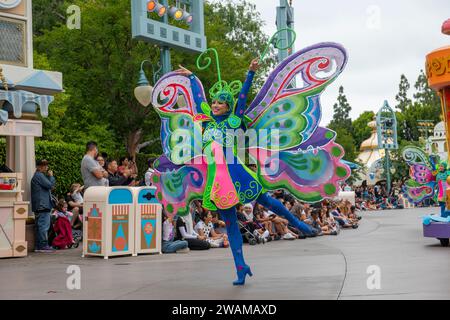 Parade sonore de Mickey à Disneyland Park à Anaheim, Californie, États-Unis. Banque D'Images