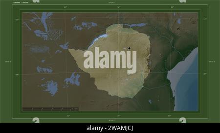 Zimbabwe mis en évidence sur une carte d'altitude couleur pâle avec des lacs et des rivières carte avec le point de la capitale du pays, grille cartographique, échelle de distance et Banque D'Images