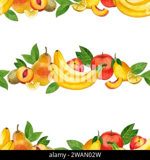 Modèle sans couture avec des fruits. Bananes, kiwi, pêches et nectarines, tranches de citron, nectarine dessinée à la main à l'aquarelle sur fond blanc. Banque D'Images