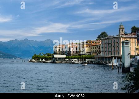 Scène pittoresque et pittoresque du front de mer Bellagio Italie Banque D'Images