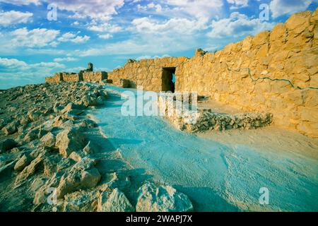 Ruines du palais du roi Hérode au désert de Judée. Mont Yair, Masada Banque D'Images