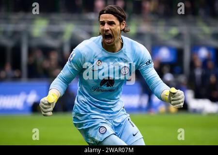 Milan, Italie. 6 janvier 2024. Yann Sommer du FC Internazionale célèbre lors du match de football Serie A entre le FC Internazionale et le Hellas Verona FC. Crédit : Nicolò Campo/Alamy Live News Banque D'Images