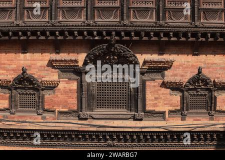 La fenêtre de style newar dans le quartier historique de Bhaktapur Banque D'Images