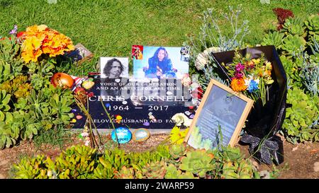 Los Angeles, Californie : tombe de CHRIS CORNELL au cimetière Hollywood Forever situé au 6000 Santa Monica Blvd Banque D'Images