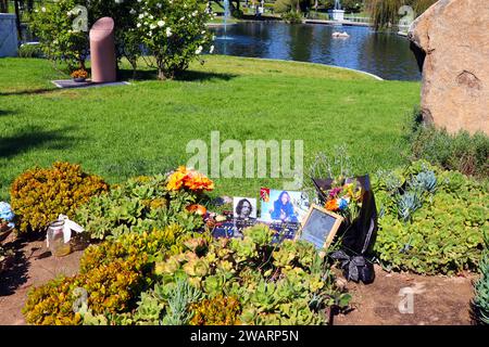 Los Angeles, Californie : tombe de CHRIS CORNELL au cimetière Hollywood Forever situé au 6000 Santa Monica Blvd Banque D'Images