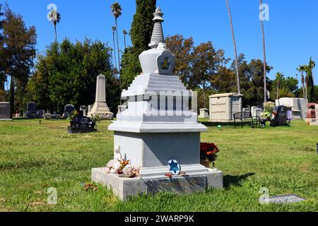 Los Angeles, Californie : GURU JAGAT tombe au cimetière Hollywood Forever situé au 6000 Santa Monica Blvd Banque D'Images