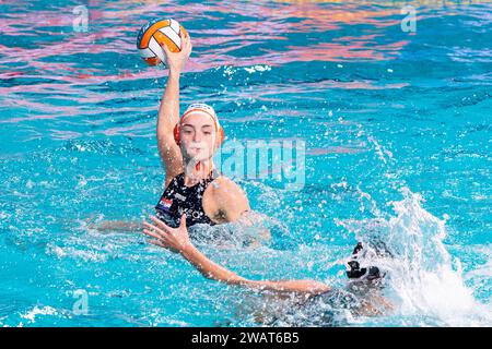 Eindhoven, pays-Bas. 06 janvier 2024. EINDHOVEN, PAYS-Bas - 6 JANVIER : Lieke Rogge des pays-Bas lors du match des Championnats d'Europe de water-polo féminin 2024 entre les pays-Bas et la Hongrie au Pieter van den Hoogenband Zwemstadion le 6 janvier 2024 à Eindhoven, pays-Bas. (Photo Joris Verwijst/Agence BSR) crédit : Agence BSR/Alamy Live News Banque D'Images