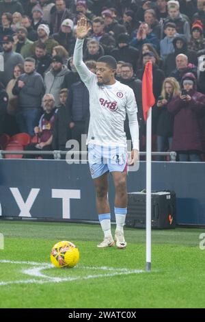 Middlesbrough le samedi 6 janvier 2024. Leon Bailey d'Aston Villa se prépare à prendre un Corner lors du match du troisième tour de la FA Cup entre Middlesbrough et Aston Villa au Riverside Stadium, Middlesbrough, le samedi 6 janvier 2024. (Photo : Trevor Wilkinson | MI News) crédit : MI News & Sport / Alamy Live News Banque D'Images