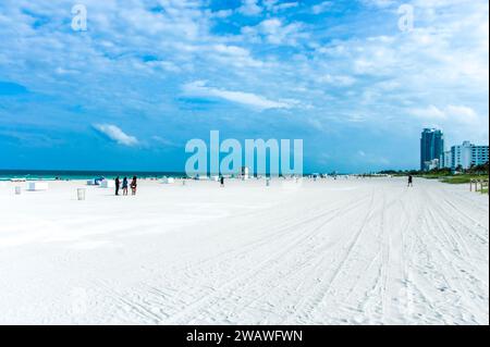 Découvrez les meilleures plages de Floride - des vues époustouflantes, Crystal Sands et un soleil sans fin ! Explorez Siesta Key, Clearwater Beach et bien plus encore. Planifiez votre Perfec Banque D'Images