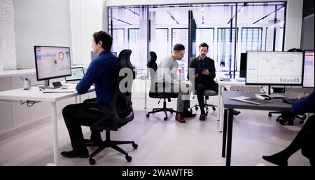 Entreprises diverses personnes d'affaires. Groupe d'employés travail d'équipe Banque D'Images