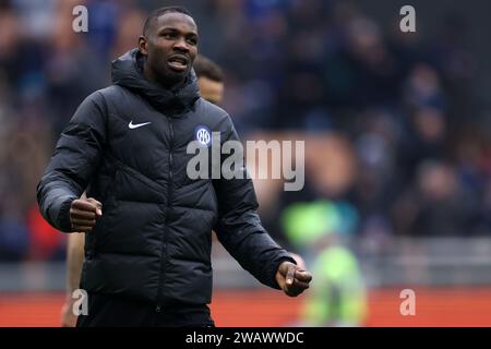 Milan, Italie. 06 janvier 2024. Marcus Thuram du FC Internazionale célèbre à la fin de la Serie A match de football entre FC Internazionale et Hellas Verona au Stadio Giuseppe Meazza le 6 janvier 2024 à Milan Italie . Crédit : Marco Canoniero/Alamy Live News Banque D'Images