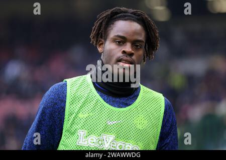 Milan, Italie. 06 janvier 2024. Yann Aurel Bisseck du FC Internazionale regarde lors du match de football Serie A entre FC Internazionale et Hellas Verona au Stadio Giuseppe Meazza le 6 janvier 2024 à Milan Italie . Crédit : Marco Canoniero/Alamy Live News Banque D'Images