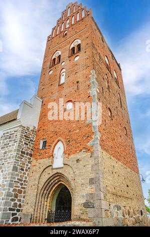 AHUS, SUÈDE - 21 JUILLET 2023 : Église Sainte Marie de la ville de la côte ouest dans la région sud de la Suède. Banque D'Images
