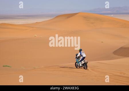 Al Duwadimi, Arabie saoudite. 07 janvier 2024. 129 HERBET Sébastien (fra), Team Dumontier Racing, Husqvarna, moto, action lors de l'étape 2 du Dakar 2024 le 7 janvier 2024 entre Al Henakiyah et Al Duwadimi, Arabie Saoudite - photo Florent Gooden/DPPI crédit : DPPI Media/Alamy Live News Banque D'Images