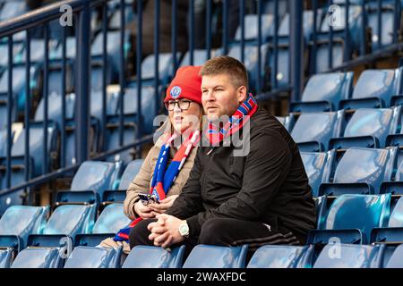 7 janvier 2024 : The Hawthorns, West Bromwich, West Midlands, Angleterre ; FA Cup Third Round football, West Bromwich Albion contre Aldershot Town ; les fans d'Aldershot attendent les joueurs Banque D'Images