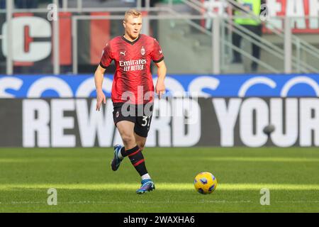 17 décembre 2023 Milan - Italie - sport, football - Milan vs Monza Championnat d'Italie 2023/2024 - Stade G. Meazza - dans l'image : Tommaso Pobega ( Banque D'Images