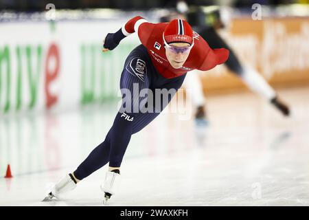 HEERENVEEN - Peder Kongshaug (NOR) en action dans le 1500 avec les hommes aux distances du Championnat d'Europe. ANP VINCENT JANNINK Banque D'Images