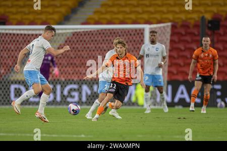 Brisbane, Australie. 6 janvier 2024. Jez Lofthouse (11 Brisbane) en action lors d'un Isuzu Ute A League Match. Banque D'Images