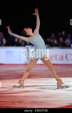 Bologne, Italie. 06 janvier 2024. Noemi Joos se produit pendant 2024 bol on Ice - Plushenko et ses amis, compétition de patinage sur glace à Bologne, Italie, janvier 06 2024 crédit : Agence de photo indépendante/Alamy Live News Banque D'Images