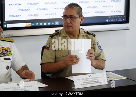 DETENCION NARCOTRAFICO GRAN FENIX 3 Quito 7 de enero 2024. Rueda de prensa por parte del Jefe de Estado Mayor de las Armada Pablo Caicedo Salvador y el Director nacional de Antidrogas Willian Villaroel Trujillo donne dan a conocer la detencion conjunta con fuerzas colombiana de los hermanos Cuero Valencia importantes miembros de un Red de narcotrafico que operaba en la frontera Colombo Ecuatoriana. API / DANIEL MOLINEROS Quito Pichincha Équateur CLJ-DETENCIONARCOTRAFICOGRANFENIX3-42928e0a88a120a333b1c7bdd4e9522f *** NARCOTRAFIC DÉTENTION GRAN FENIX 3 Quito 7 janvier 2024 Conférence de presse Banque D'Images