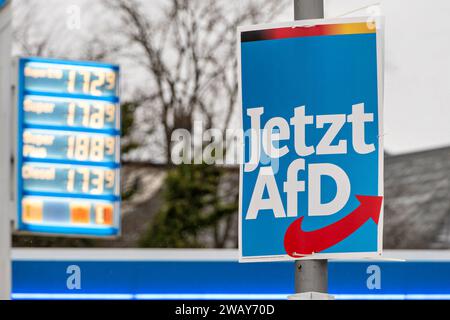 07.01.2024, Berlin,das Bundesverfassungsgericht Hat die Wiederholung der Bundestagswahl von 26. Septembre 2021 en 455 von 2,256 Wahlbezirken im Land Berlin angeordnet. Die Wiederholungswahl ist für den 11. Février 2024 angesetzt.Plakat der AfD. *** 07 01 2024,Berlin,la Cour constitutionnelle fédérale a ordonné la répétition de l'élection du Bundestag du 26 septembre 2021 dans 455 des 2 256 circonscriptions de l'Etat de Berlin la répétition de l'élection est prévue pour le 11 février 2024 affiche de l'AfD Banque D'Images