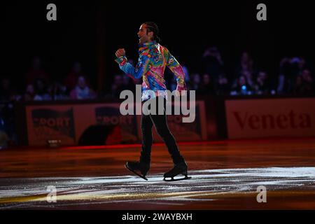 Bologne, Italie. 06 janvier 2024. Philip Warren se produit en 2024 bol on Ice - Pluchenko et ses amis, compétition de patinage sur glace à Bologne, Italie, janvier 06 2024 crédit : Agence de photo indépendante/Alamy Live News Banque D'Images