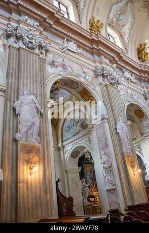 Un intérieur de l'église de St. Anne on St. Rue Anne, Vieille ville, Cracovie, Pologne Banque D'Images