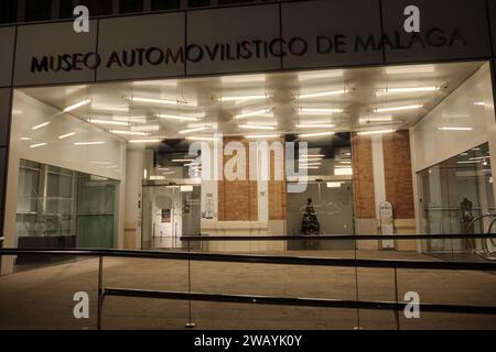 Entrée au musée de l'automobile de Málaga, Espagne. Banque D'Images