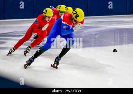 Nottingham, Royaume-Uni. 07 janvier 2024. Les hommes seniors lors des Championnats britanniques de vitesse sur courte piste 2024 au National Ice Centre, Nottingham, Royaume-Uni, le 7 janvier 2024. Photo de Phil Hutchinson. Usage éditorial uniquement, licence requise pour un usage commercial. Aucune utilisation dans les Paris, les jeux ou les publications d'un seul club/ligue/joueur. Crédit : UK Sports pics Ltd/Alamy Live News Banque D'Images