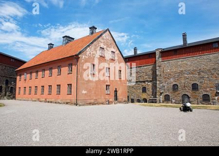 Maison du commandant ou caserne des officiers à la forteresse de Carlsten, île de l'archipel de Marstrandsoe, Marstrand, province de Vaestra Goetalands laen, Suède Banque D'Images