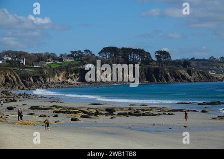 Plage de sable plage Plage du Trez Hir à Plougonvelin sur la côte atlantique à l'embouchure de la baie de Brest, Finistère Penn ar Bed département Banque D'Images