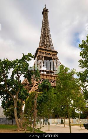 Vue Parl sur la Tour Eifel, Paris Banque D'Images