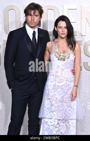 Riley Keough mit Ehemann Ben Smith-Petersen BEI der Verleihung der 81. Golden Globe Awards im Beverly Hilton Hotel. Beverly Hills, 07.01.2024 *** Riley Keough avec son mari Ben Smith Petersen aux Golden Globe Awards 81 au Beverly Hilton Hotel Beverly Hills, 07 01 2024 Foto:XJ.xBlocx/xFuturexImagex globes 2024 4326 Banque D'Images