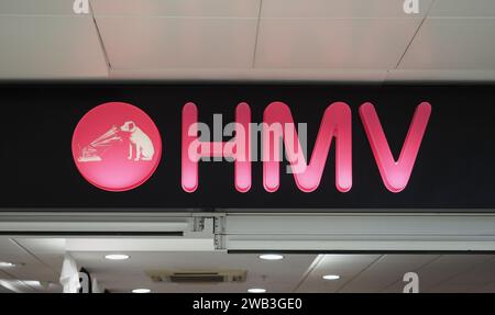 LONDRES, Royaume-Uni - 13 SEPTEMBRE 2023 : HMV Storefront Sign Banque D'Images
