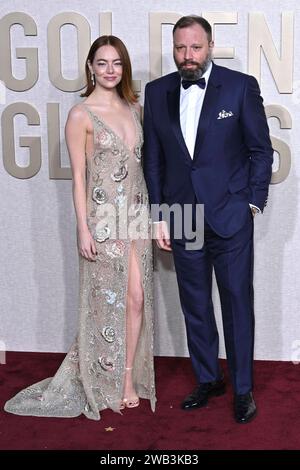 Emma Stone und Yorgos Lanthimos BEI der Verleihung der 81. Golden Globe Awards im Beverly Hilton Hotel. Beverly Hills, 07.01.2024 *** Emma Stone et Yorgos Lanthimos aux Golden Globe Awards 81 au Beverly Hilton Hotel Beverly Hills, 07 01 2024 Foto:XJ.xBlocx/xFuturexImagex globes 2024 4359 Banque D'Images