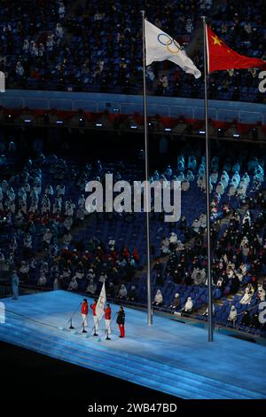 4 FÉVRIER 2022 - Pékin, Chine : le skieur de fond Wang Qiang, l'athlète de demi-lune Liu Jiayu, le juge des aérodromes Tao Yongchun et le chef des Chinois Banque D'Images