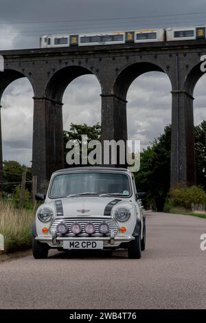 1990s Mini Cooper est une voiture britannique classique Banque D'Images