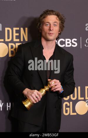 Beverly Hills, États-Unis. 07 janvier 2024. Jeremy Allen White, lauréat du prix de la meilleure performance d'un acteur masculin dans une série télévisée - comédie ou comédie pour 'The Bear', pose dans la salle de presse lors de la 81e édition annuelle des Golden Globe Awards au Beverly Hilton le 07 janvier 2024 à Beverly Hills, Californie. Photo : Crash/imageSPACE crédit : Imagespace/Alamy Live News Banque D'Images