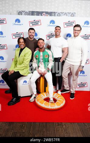 (De gauche à droite) Nathan Henry, James Tindale, Ricci Guarnaccio, Jay Gardner et Kyle Christie assistent à une projection de Geordie Shore à l'hôtel Soho dans le centre de Londres. Date de la photo : lundi 8 janvier 2024. Banque D'Images