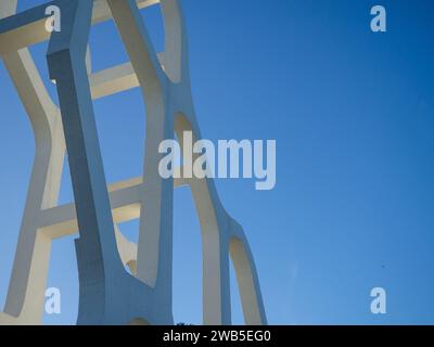 Composition architecturale abstraite. Batumi. Sculpture en béton. Architecture ornée Banque D'Images