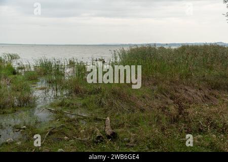 Bregenz, Autriche, 14 septembre 2023 vue sur le lac de Constance par temps nuageux Banque D'Images