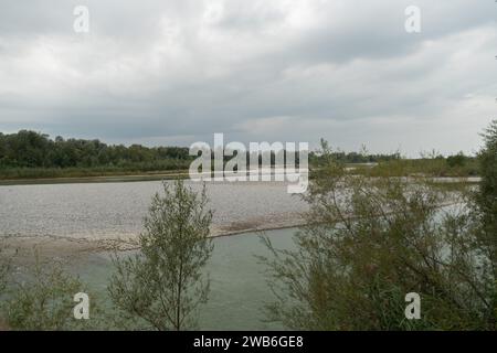 Bregenz, Autriche, 14 septembre 2023 vue le long de la rivière ACH qui se jette dans le lac de Constance Banque D'Images