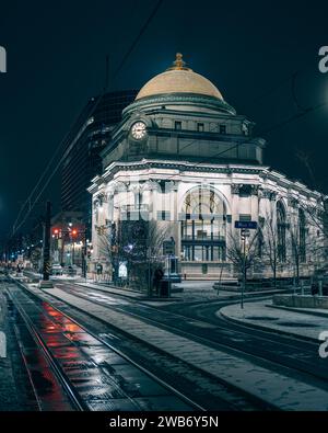 La Buffalo Savings Bank de nuit, Buffalo, New York Banque D'Images