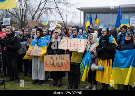 Pro Ukranian Demo à Berlin 06.01.24 pour armer l'Ukraine. Banque D'Images