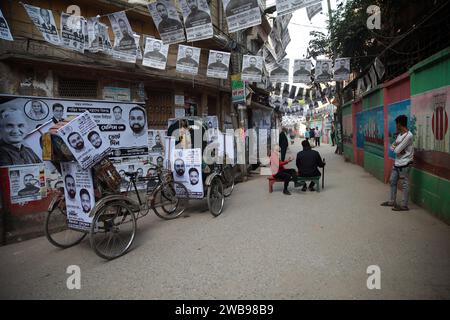 Une rue dans le vieux Dhaka le jour des élections, Dhaka, Bangladesh, 07 janvier 2024 Banque D'Images