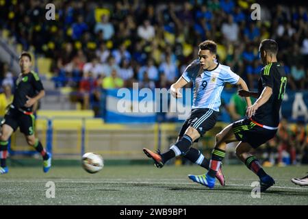 Lautaro Martinez, joueur de l'équipe nationale Argentine lors d'un match contre le Mexique au tournoi COTIF 2016, l'Alcudia, Valence, Espagne. Banque D'Images